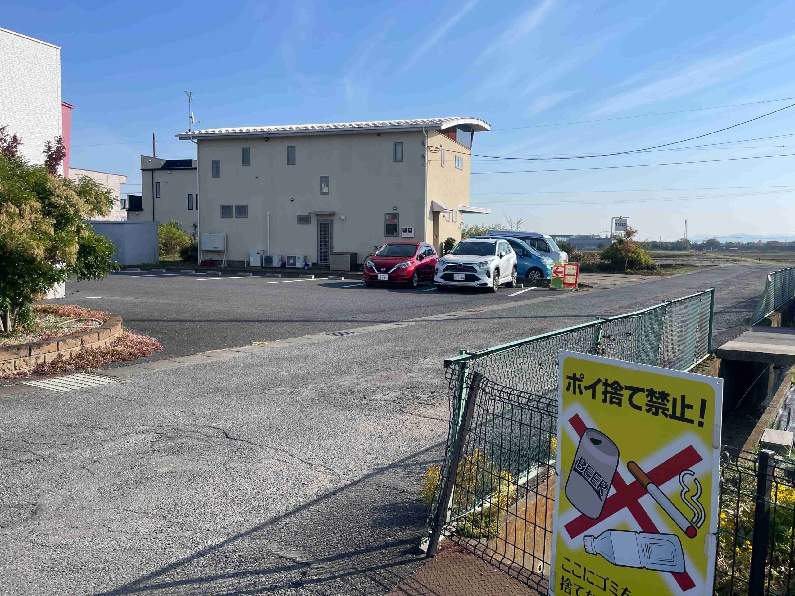 広ちゃん飯店の駐車場